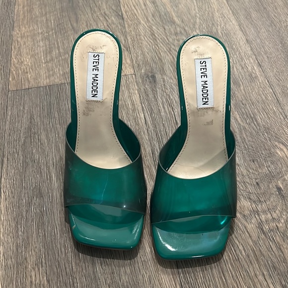 Steve Madden green heels square toe - Picture 2 of 3